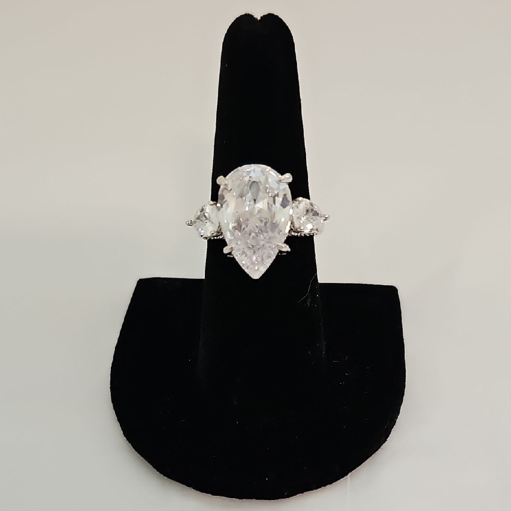 Elegant Rhodium Plated Diamond CZ Teardrop Ring
